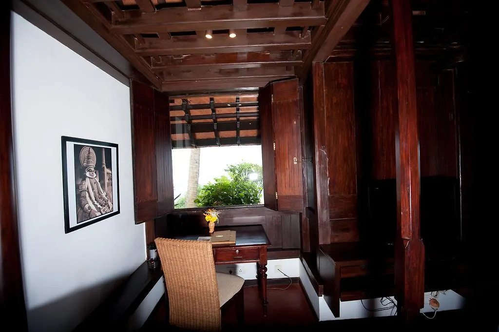 ***** Ośrodek wypoczynkowy Niraamaya Wellness Retreats, Surya Samudra, Kovalam Indie