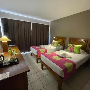 https://tiki-hotel.frenchpolynesia-hotels.com