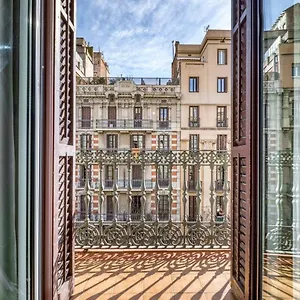 perfectly-located-4bed-4bath-apartment-in-barcelona-1-2.catalonia-hotels.com/