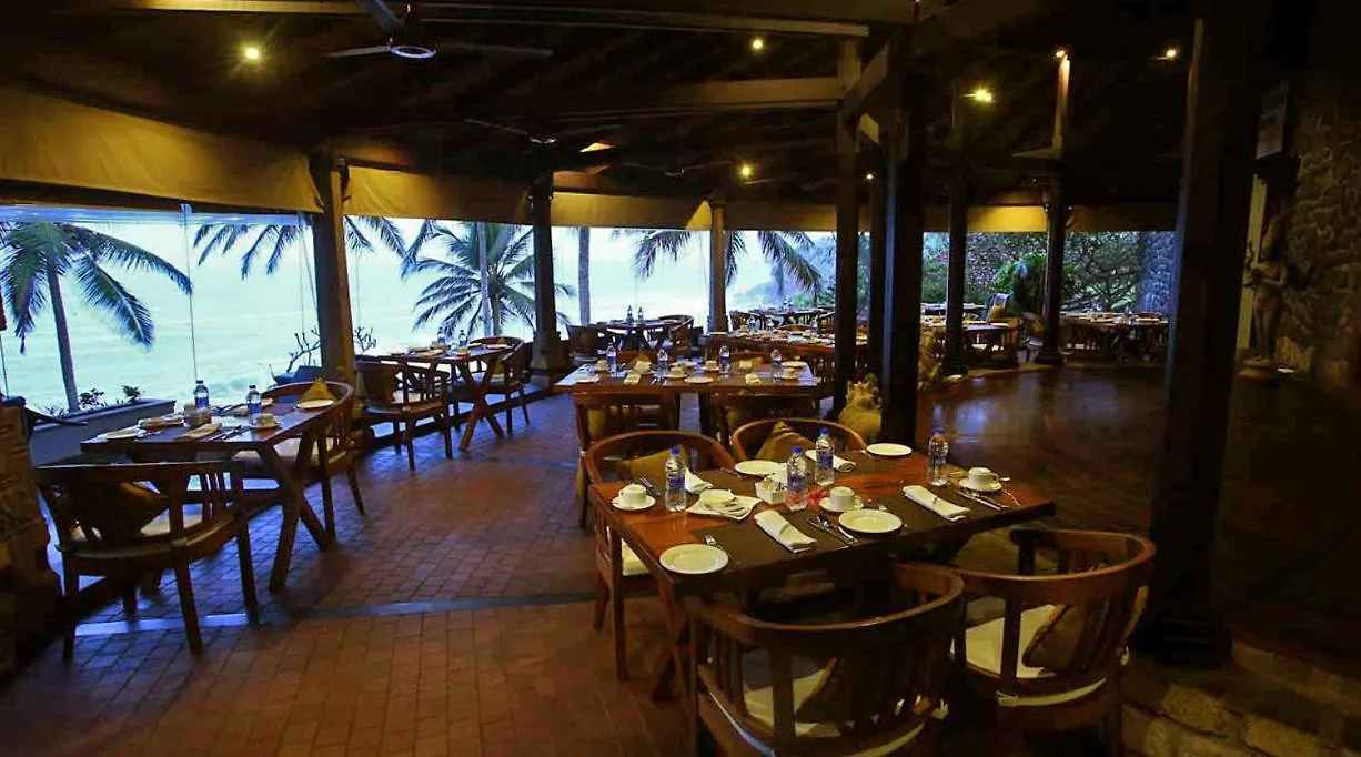 Niraamaya Wellness Retreats, Surya Samudra, Kovalam 5*,